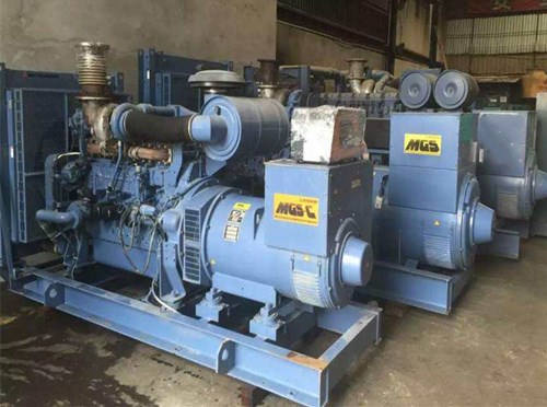 郸城发电机组带负载降电压是什么原因照成的？