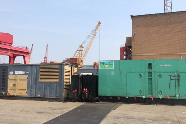 郸城发电机出租空气滤清器的清洁频率是多少？