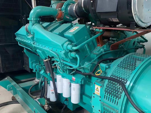 郸城更换100kW柴油发电机组机油时，需要注意哪些事项？